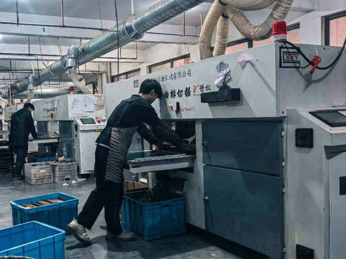 XKY Framing Factory Facilities with CNC machines