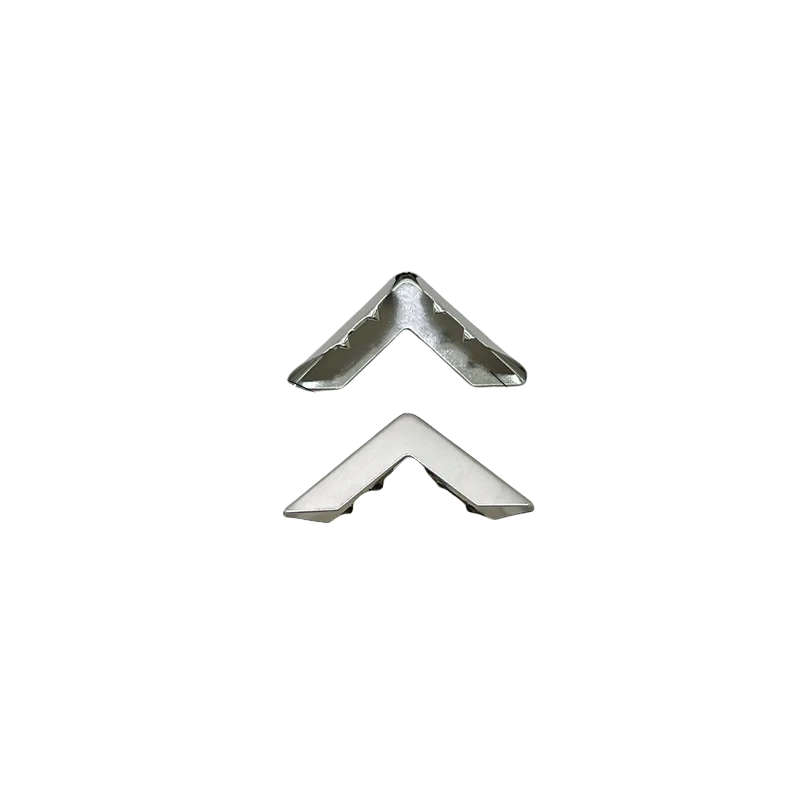 Q15-1318# Silver Serrated Corner Guard 26x7mm Deep Channel