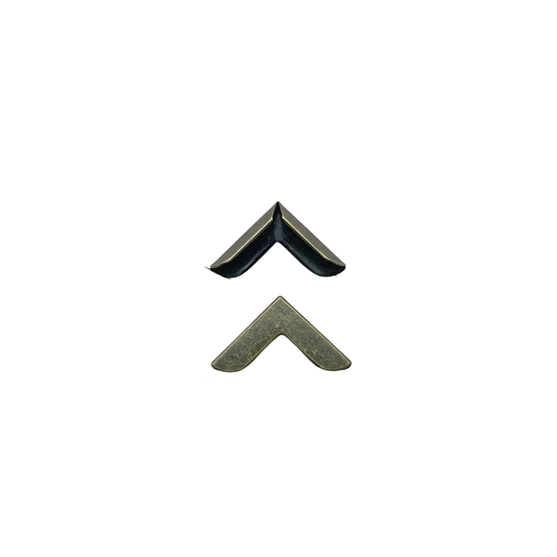Q20-1078# Bronze Antique Corner Guard 19×5.5mm Vintage