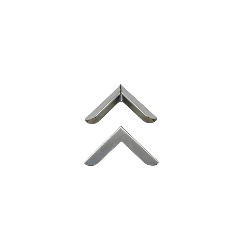 Q08-1038 Large Mouth Silver Corner Guard 25x6mm